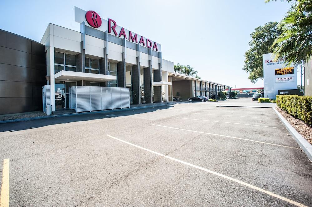 Ramada Hotel & Suites Sydney Cabramatta - Property Grounds
