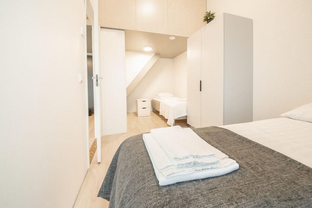 Spot Apartments Martinlaakso - Room