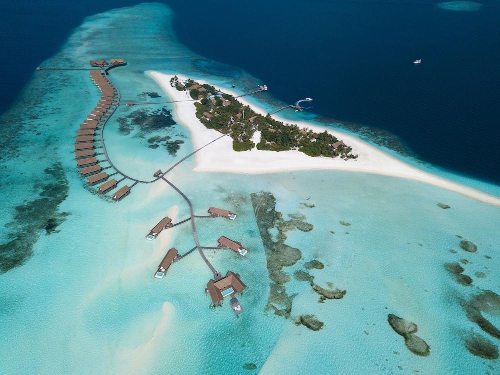 COMO Cocoa Island - Aerial View