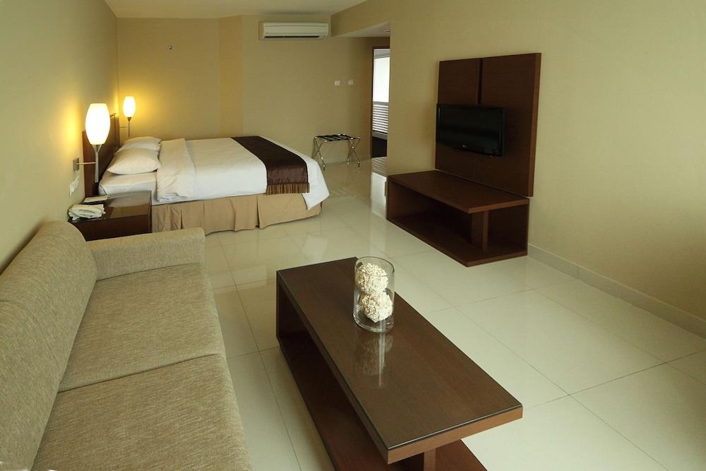 Triniti Hotel Jakarta - Room