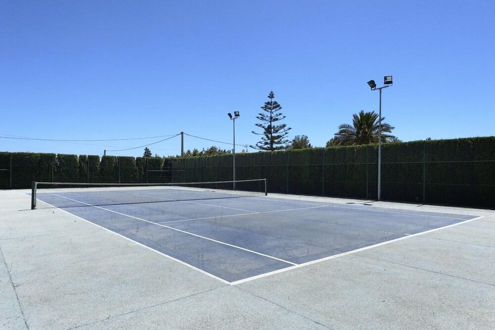Villa Oasis Ibiza - Tennis Court