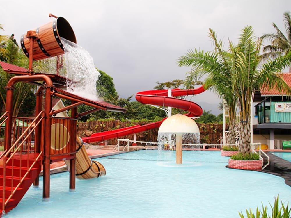Royal Safari Garden Resort & Convention - Outdoor Pool