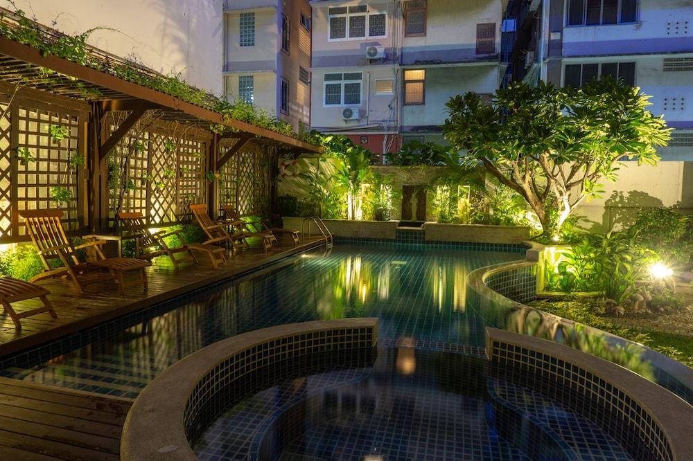 Silom Serene, a Boutique Hotel - Outdoor Pool