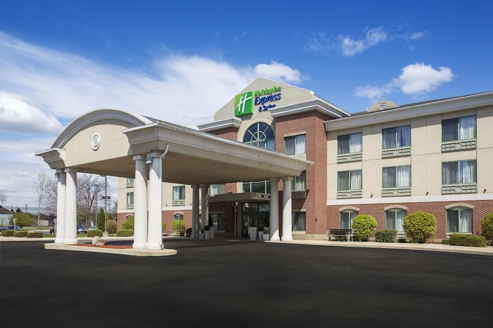 Holiday Inn Express Hotel & Suites Kalamazoo, an IHG Hotel - Featured Image