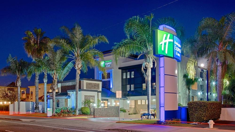 Holiday Inn Express & Suites Costa Mesa, an IHG Hotel - Featured Image