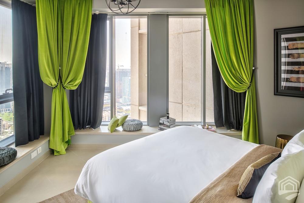 Luxury Staycation -  29 Boulevard Tower - Room