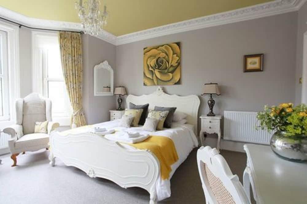 Brindleys Boutique Bed & Breakfast - Featured Image