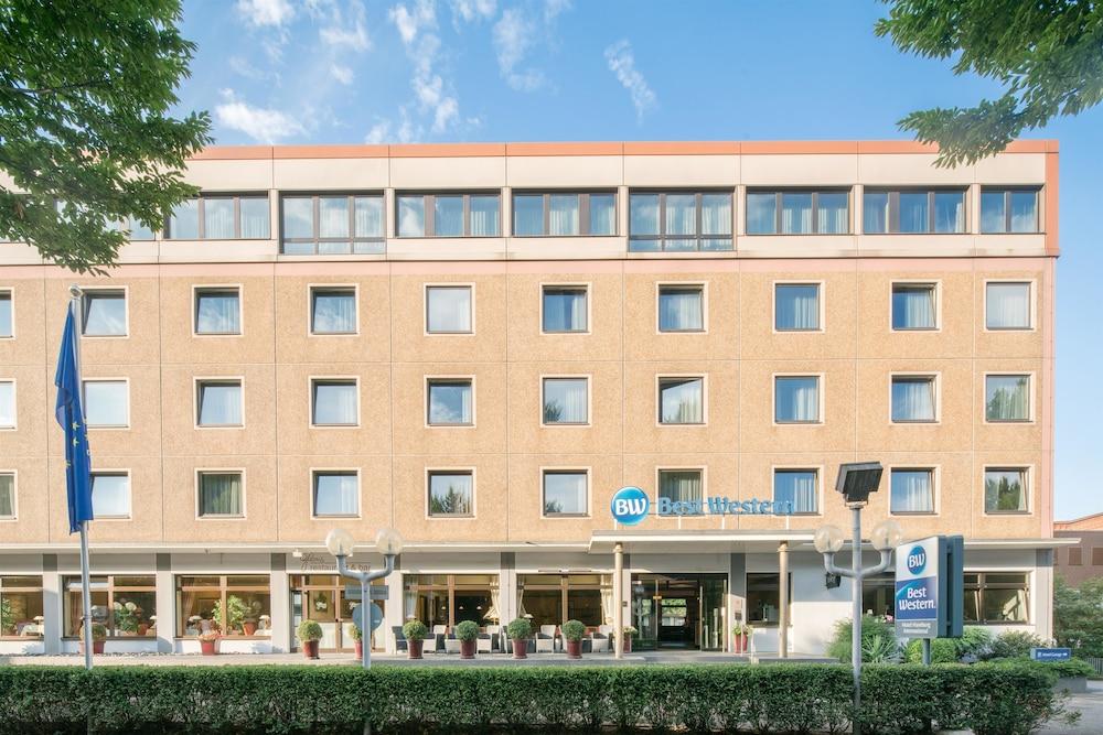Best Western Hotel Hamburg International - Featured Image