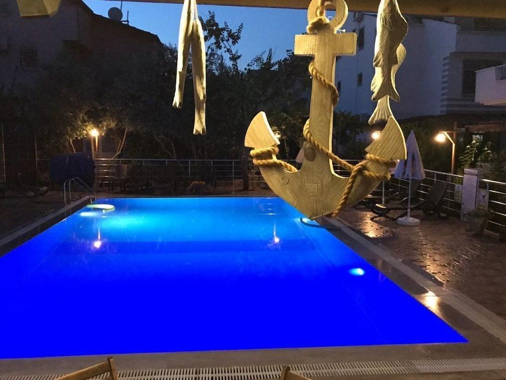 Fethiye Feridun Apart - Outdoor Pool