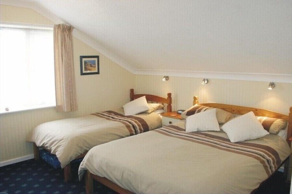 Blantyre Guest House - Room