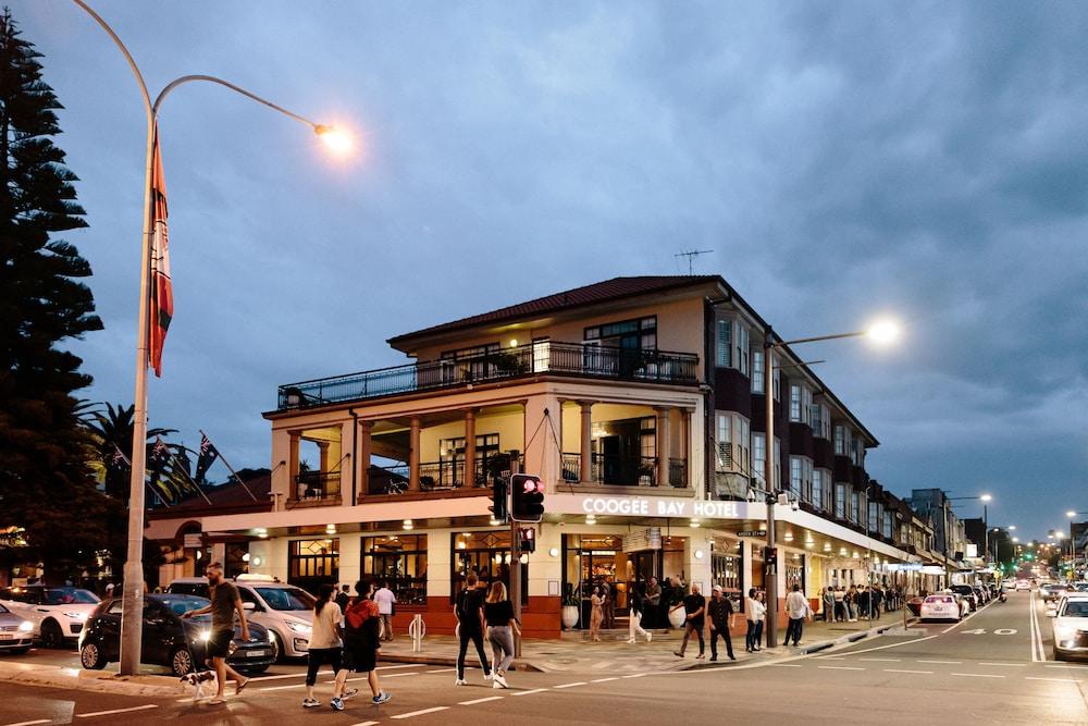 Coogee Bay Hotel - Featured Image