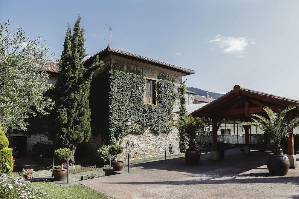 Hotel Convento San Roque - Featured Image