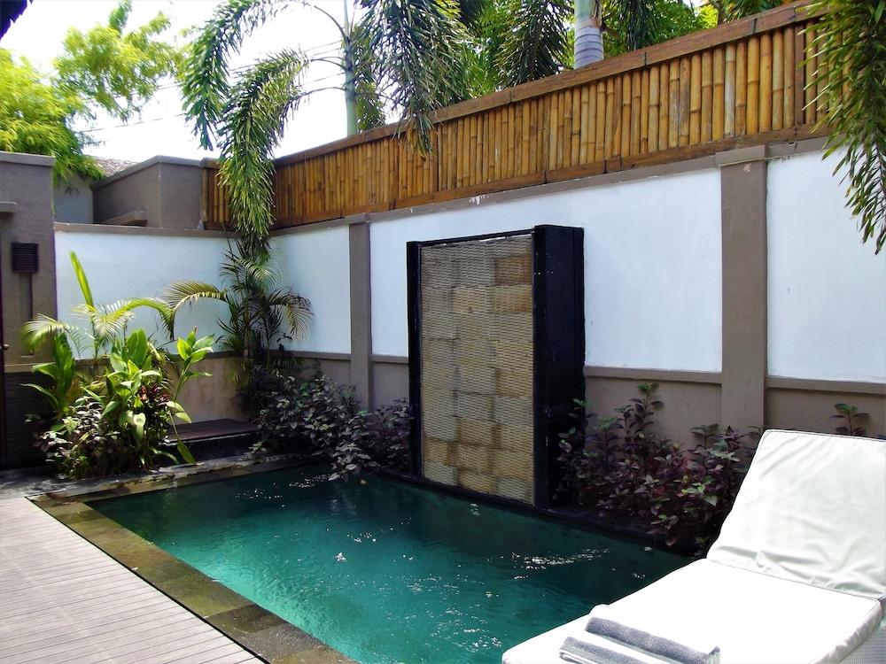 The Lakshmi Villas - Outdoor Pool