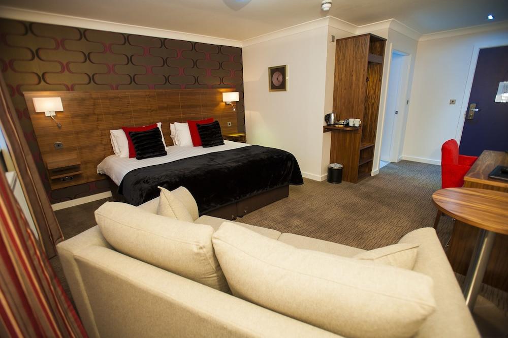 Best Western Plus Lancashire Manor Hotel - Room