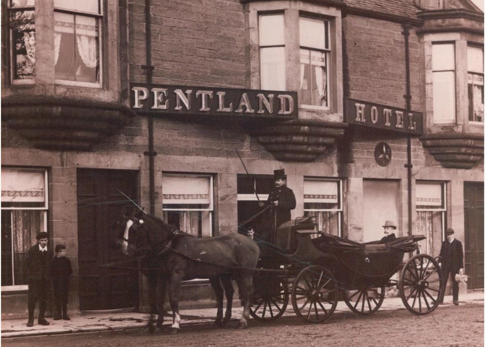 Pentland - Exterior