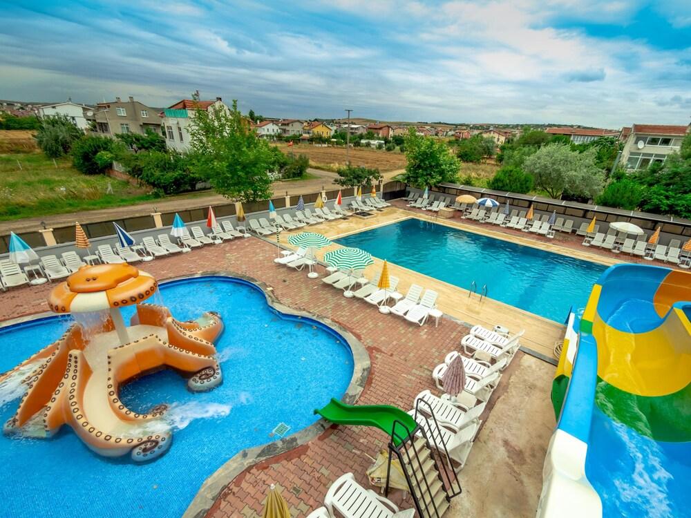 Marmara Life Hotel - Water Park