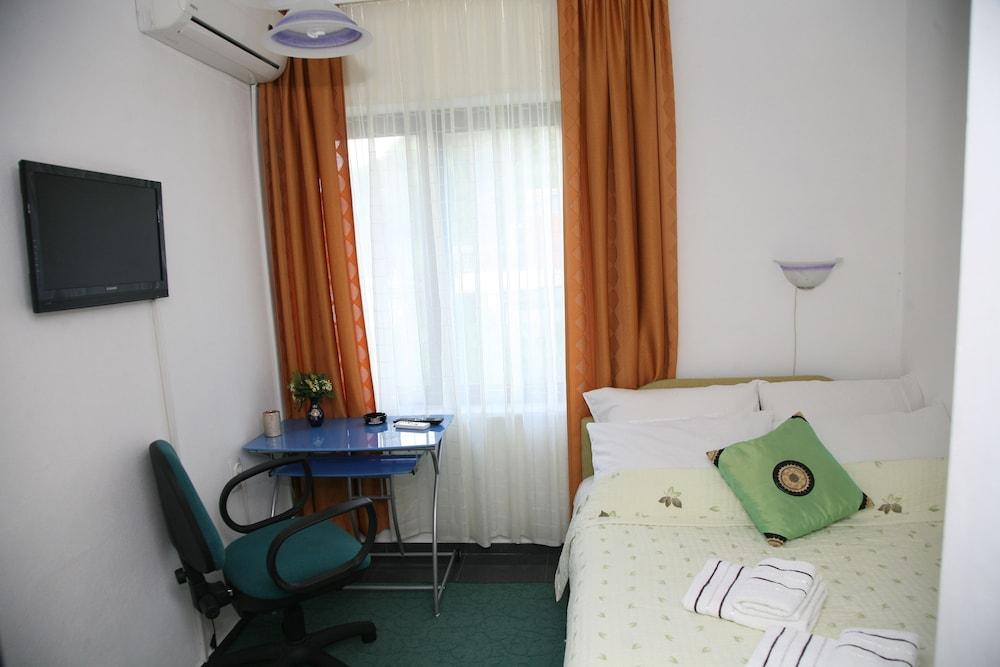 MaXhit Apartments - Room