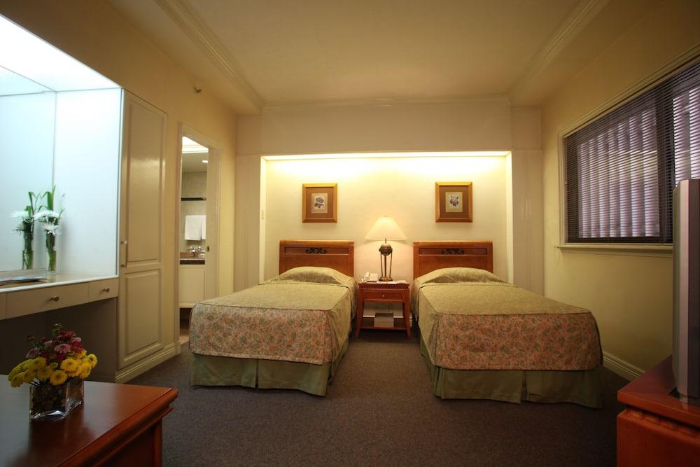 Sunny Bay Suites - Room
