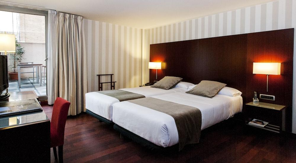 Hotel Zenit Conde De Borrell - Room
