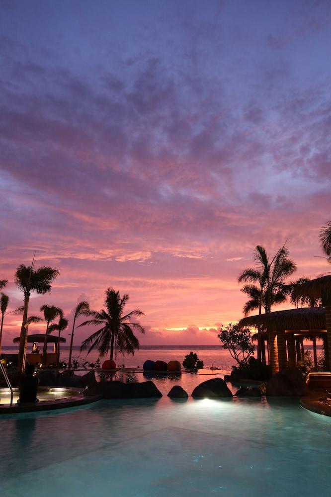 Dusit Thani Guam Resort - Outdoor Pool