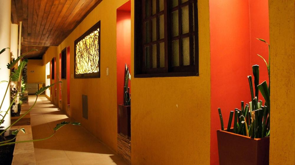 Hotel Aconchego - Interior Detail