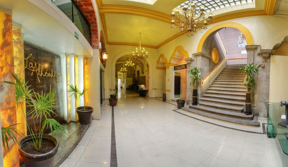 Hotel La Alhondiga - Interior