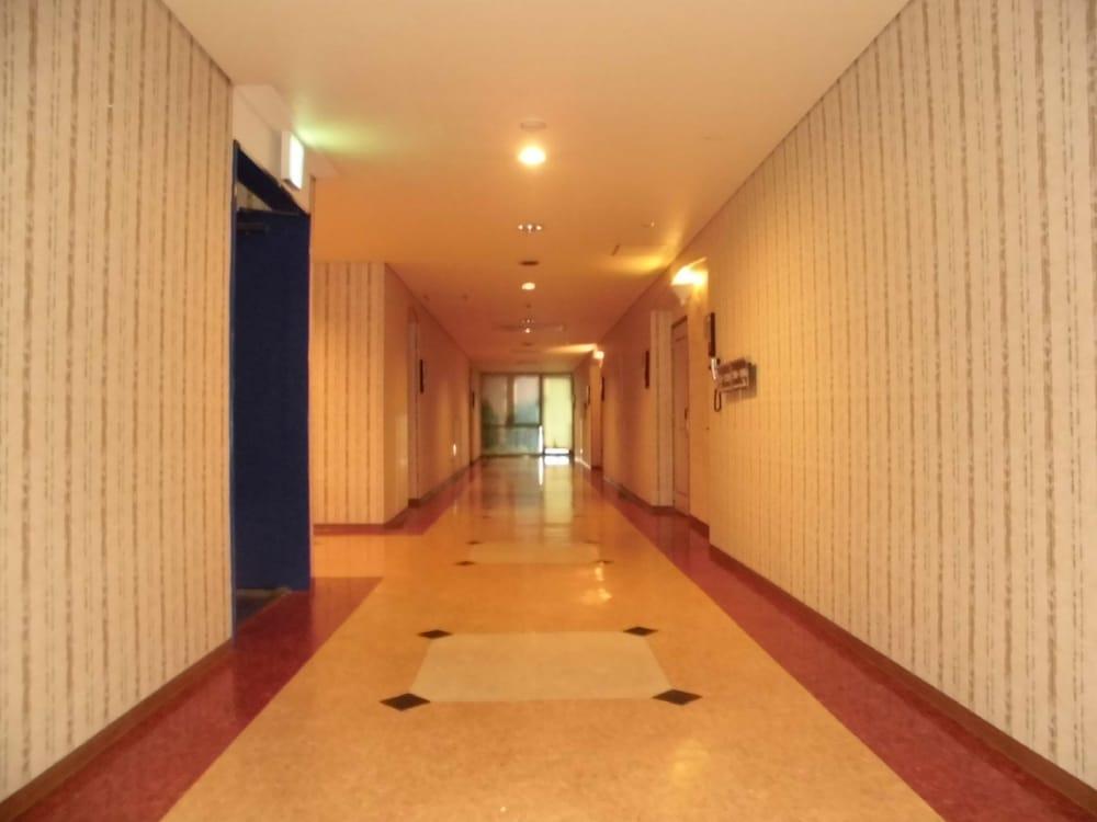 Hotel Lapis - Hallway