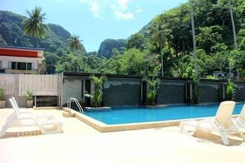 Phi Phi Maiyada Resort - Outdoor Pool