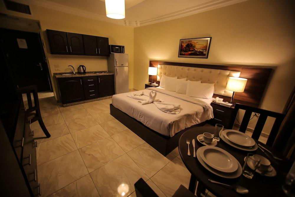 Lancaster Hotel Apartments-AlDahia - Room