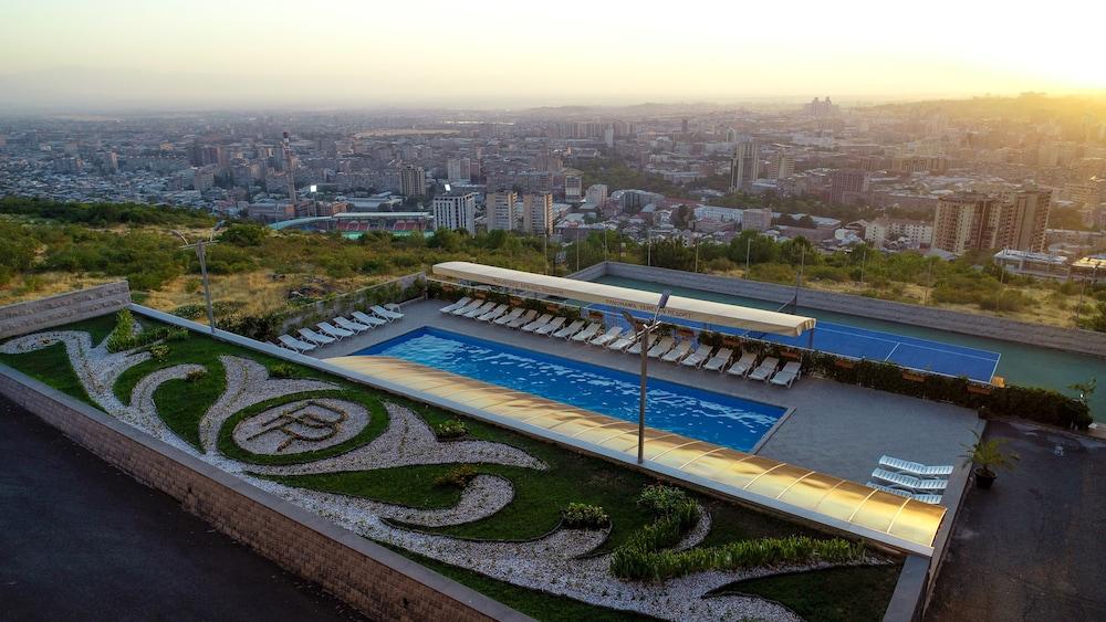 Panorama Resort - Pool