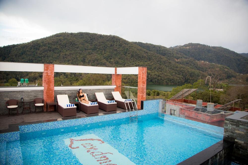 Hotel Landmark Pokhara - Rooftop Pool