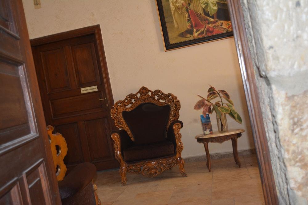Osmanli Marco Pasha Hotel - Interior Entrance