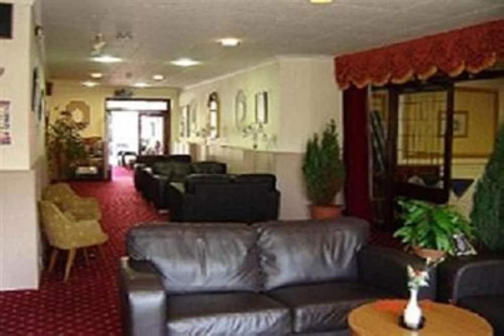 Sussex Edwardian Hotel - Lobby Sitting Area