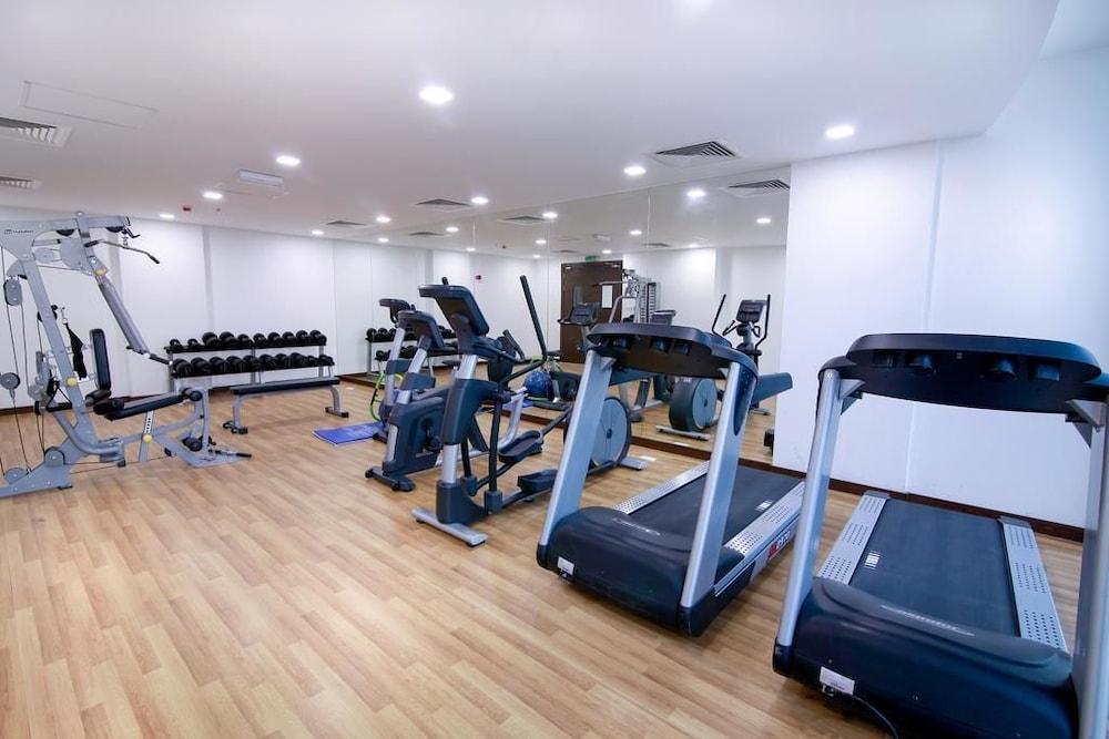 Belle Tower Luxury Hotel Apartments - Gym