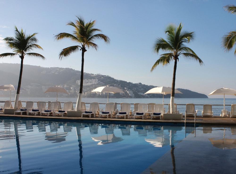 Amares Acapulco - Outdoor Pool