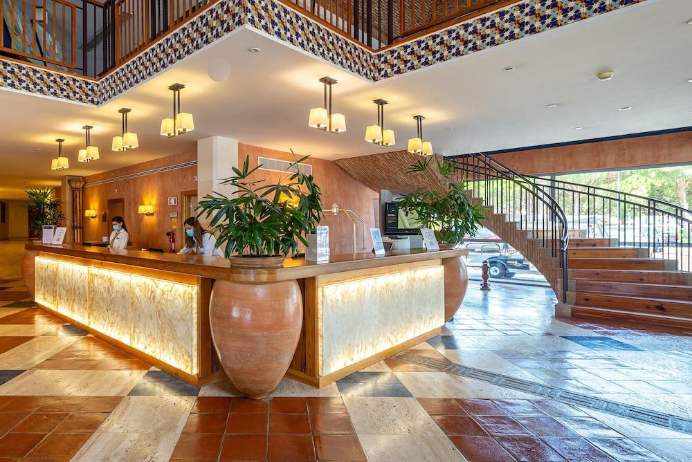 Grande Real Santa Eulalia Resort - Reception