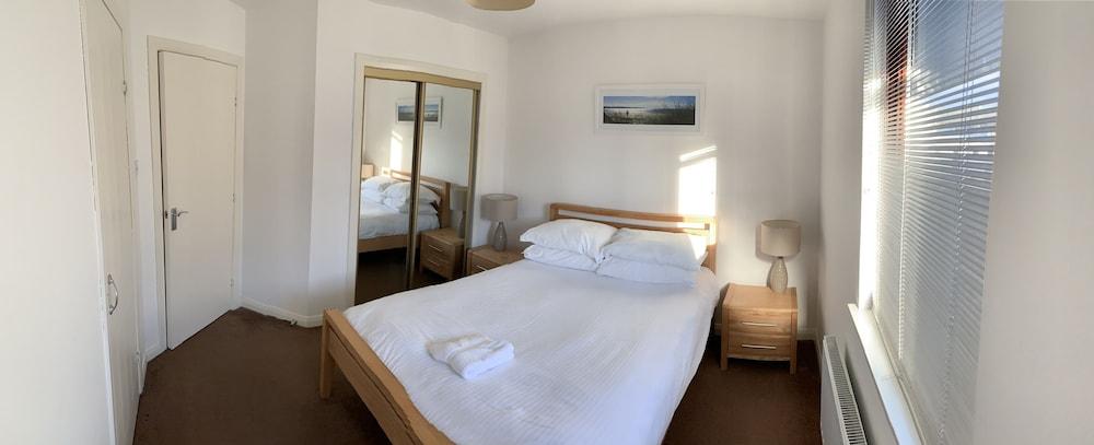 Aberdeen Serviced Apartments - Bloomfield - Room