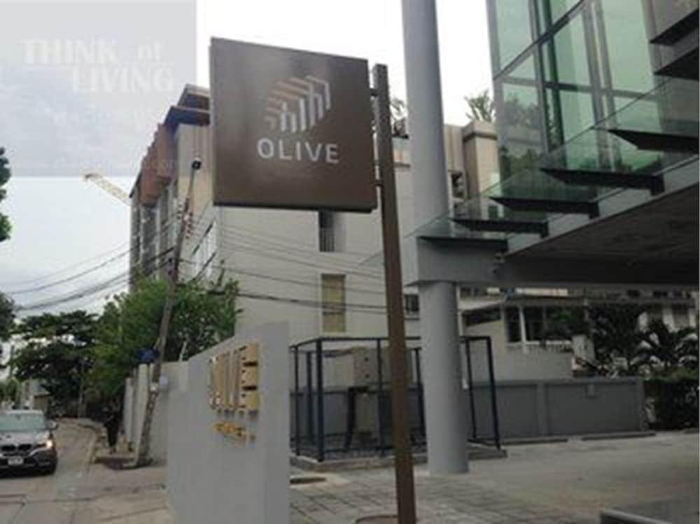 Olive Bangkok Hotel - Exterior