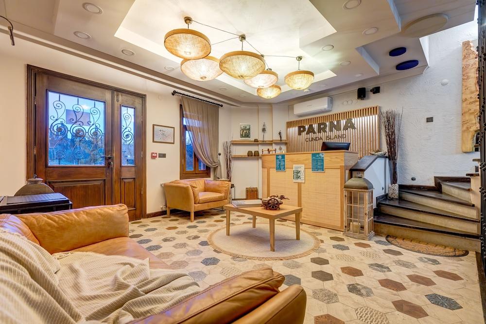 Parna Hotel - Reception Hall
