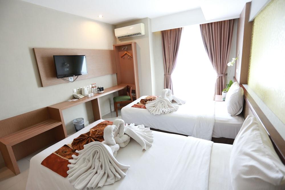 Loji Hotel Solo - Room