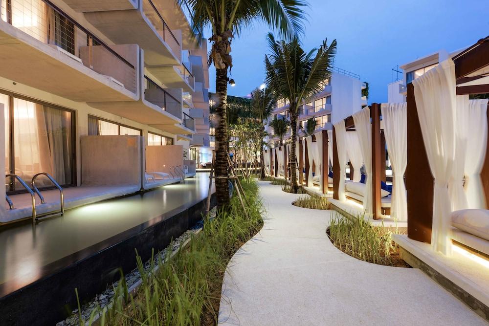 Dream Phuket Hotel & Spa - Exterior