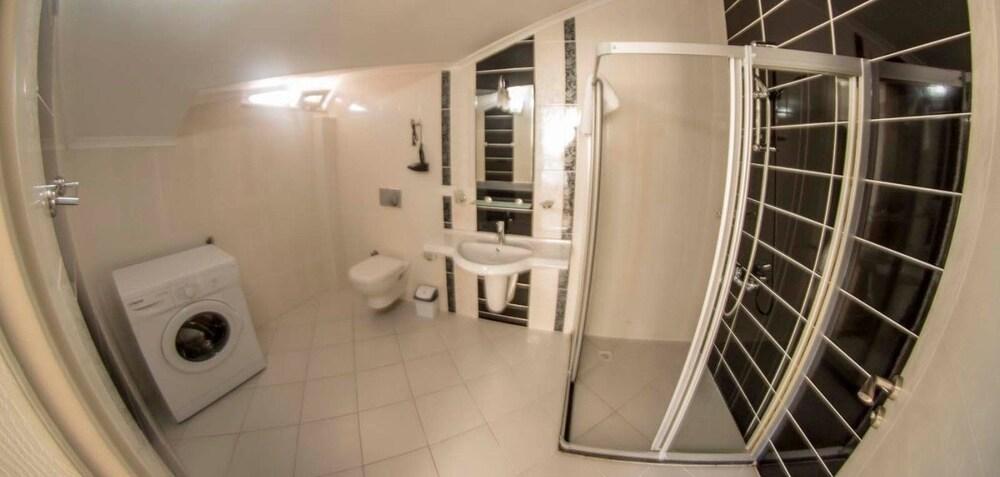 Stella Luxury Apart & Residence - Bathroom