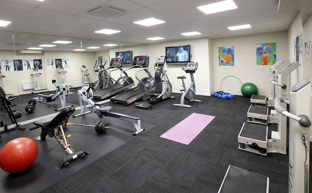 The Rees Hotel and Luxury Apartments - Fitness Facility