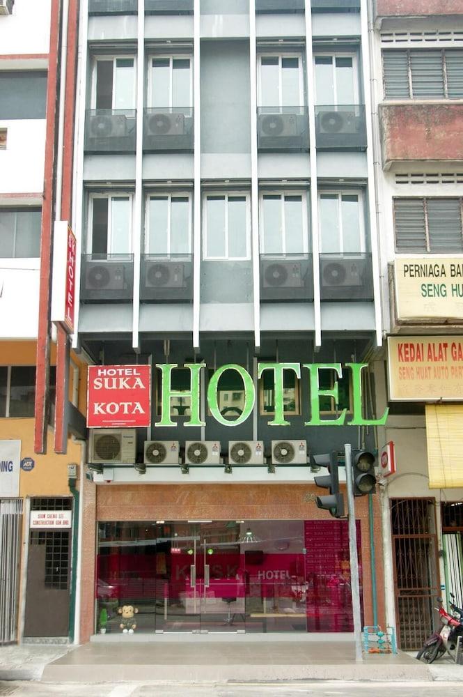 Suka Kota Hotel - Featured Image