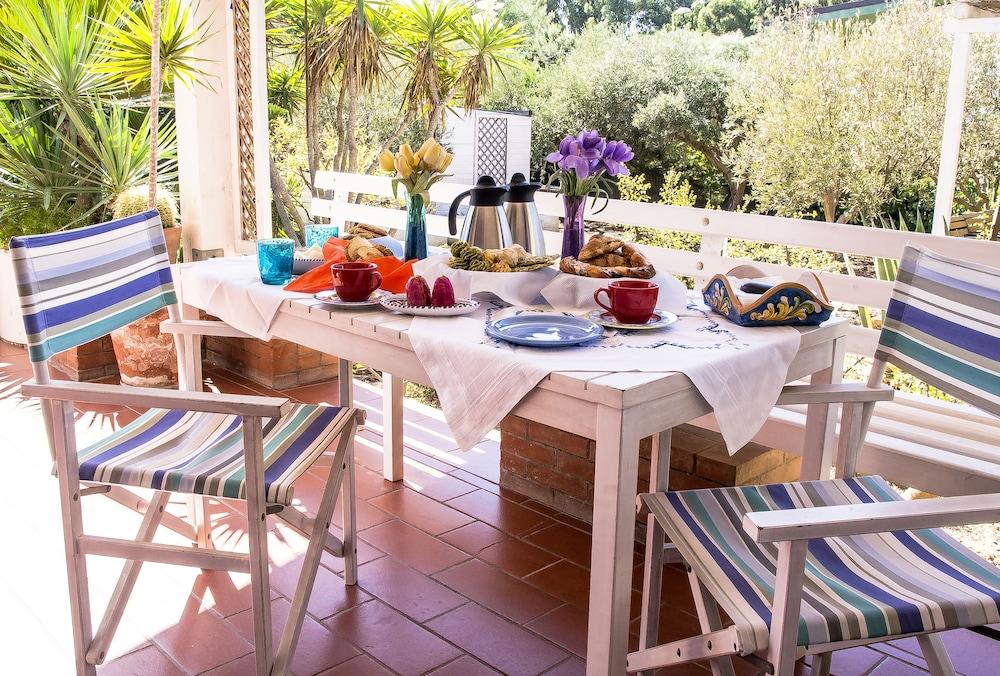 Villa Cetta - Outdoor Dining