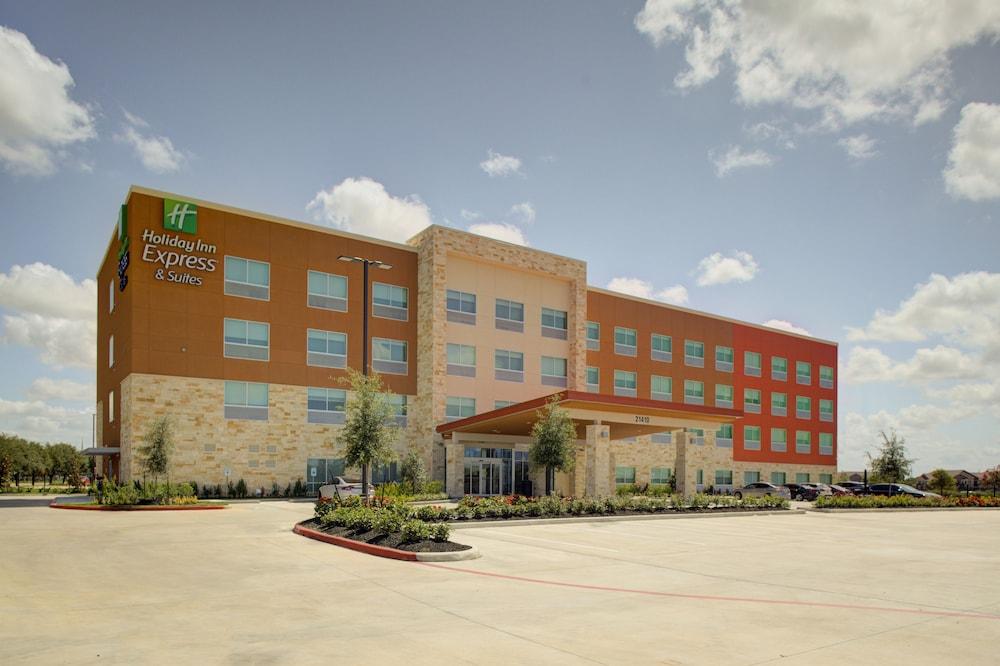 Holiday Inn Express & Suites Houston NW - Cypress Grand Pky, an IHG Hotel - Exterior