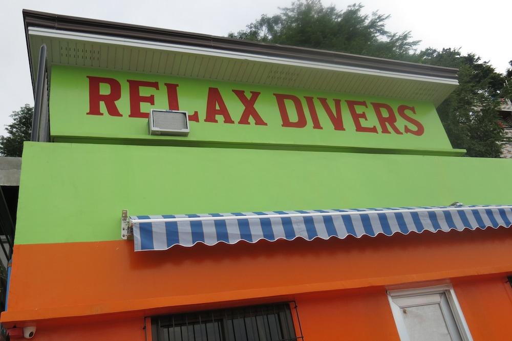 Relax Divers-PG - Exterior detail