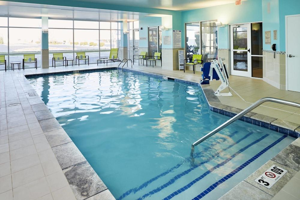 SpringHill Suites by Marriott Dayton Beavercreek - Pool
