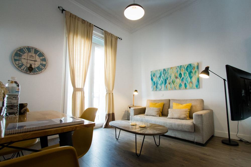 Holidays2Malaga Comfort Apartments - Featured Image