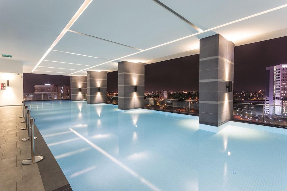 Swiss-Garden Hotel Melaka - Indoor Pool